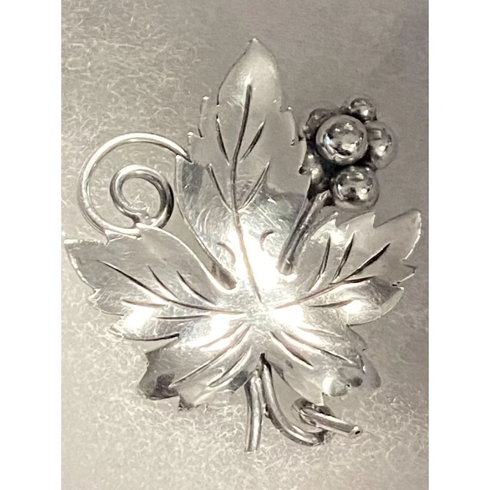 Vintage Taxco 925 Sterling‎ Silver Grape Leaf Brooch
